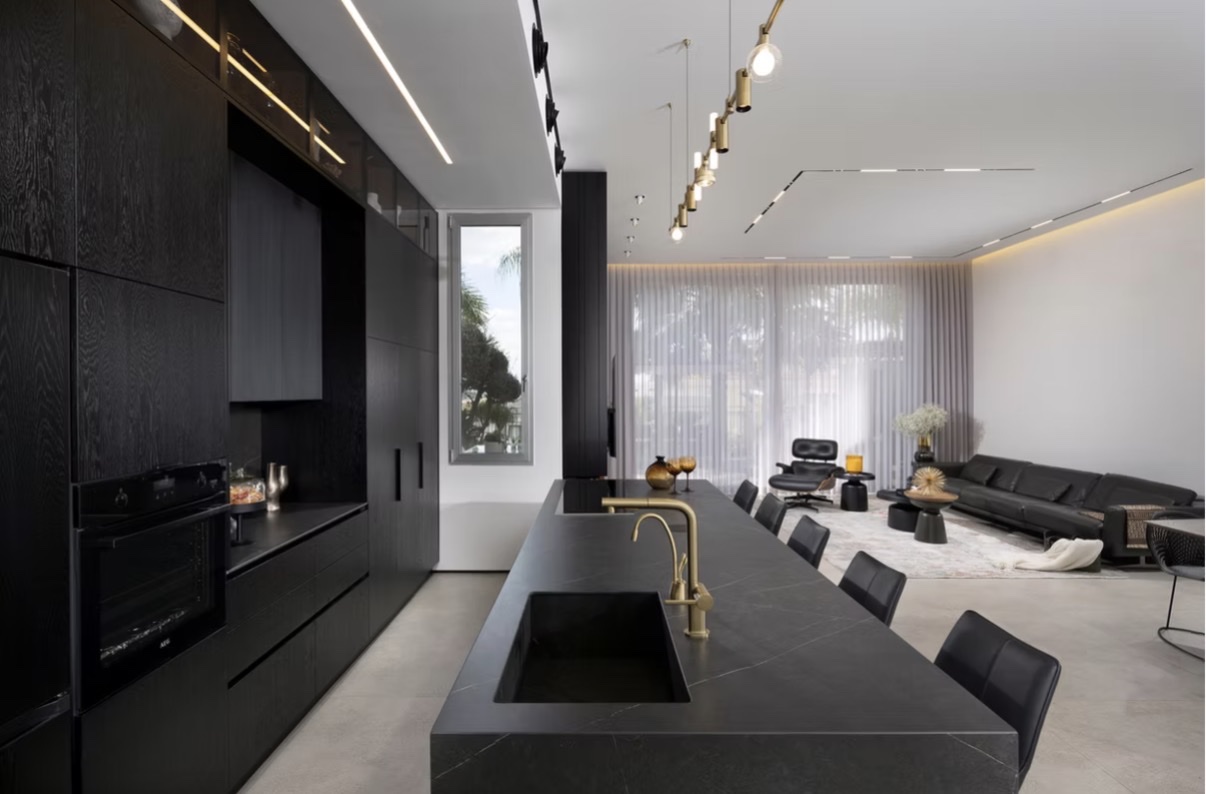 בית פרטי 3 מפלסים גדרה